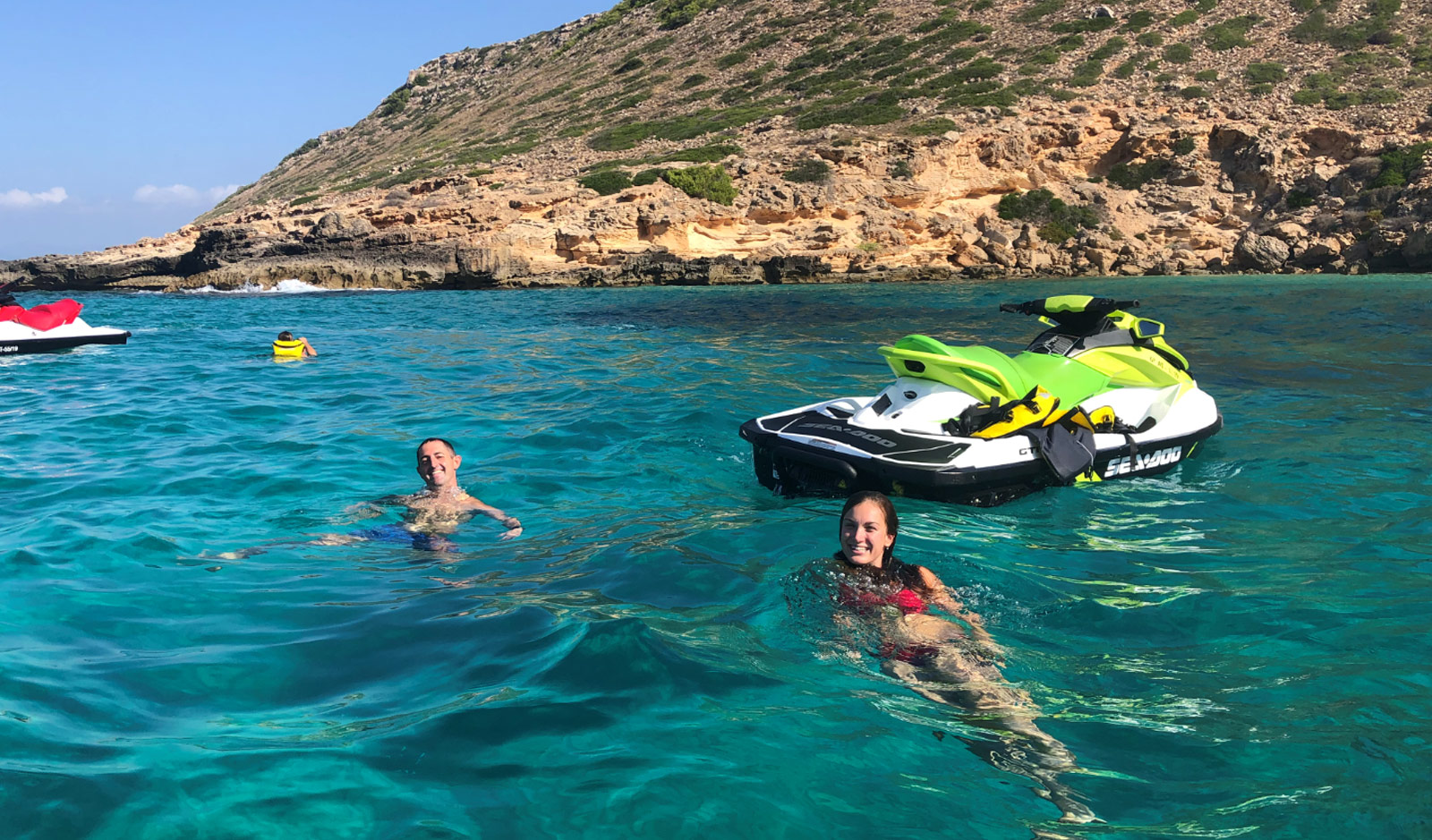 Jetski: Das ultimative Abenteuer auf Mallorcas türkisblauem Wasser